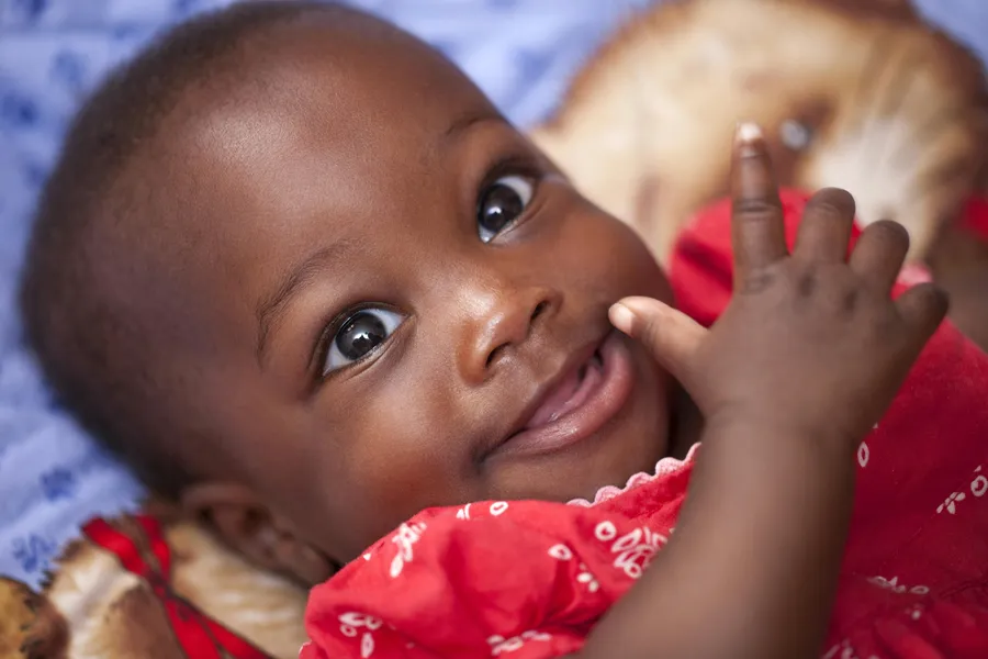 Explore how Prof. Dr. Ursula Horsch's research examines the relationship between early dialogic interactions and learning processes in deaf and hard of hearing infants using INTERACT for video analysis.